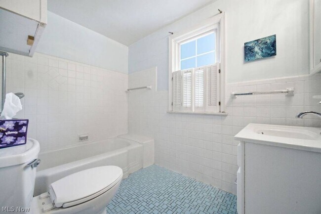 Building Photo - Beautiful 4-Bedroom Brick Colonial in University Heights