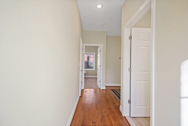 Building Photo - 2759 Greenway Blvd
