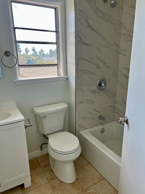 Building Photo - 3836 1/2 Westwood Blvd