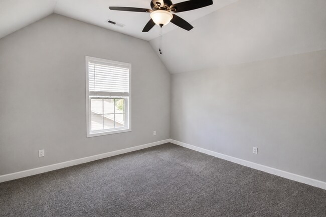 Building Photo - 1429 Village Lp