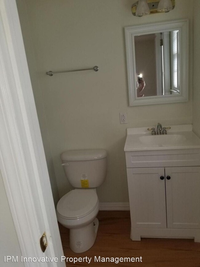 Building Photo - 3 br, 1.5 bath House - 1332 Old Ebenezer Road