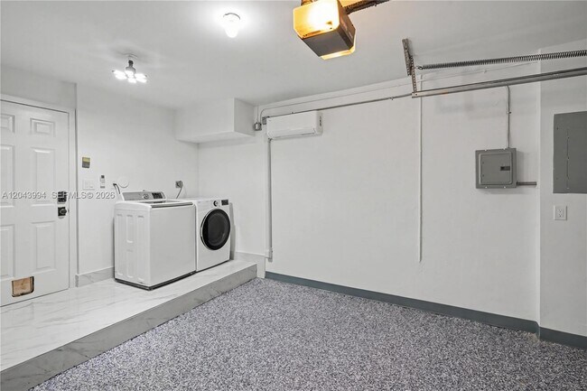 Building Photo - 16240 SW 75th St