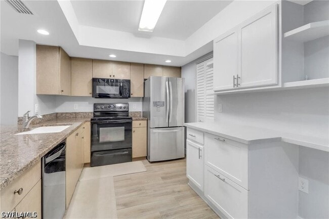 Building Photo - 790 Meadowland Dr