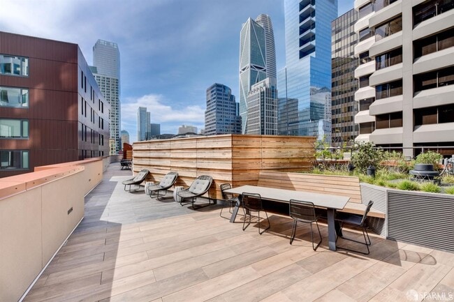 Building Photo - 280 Spear St