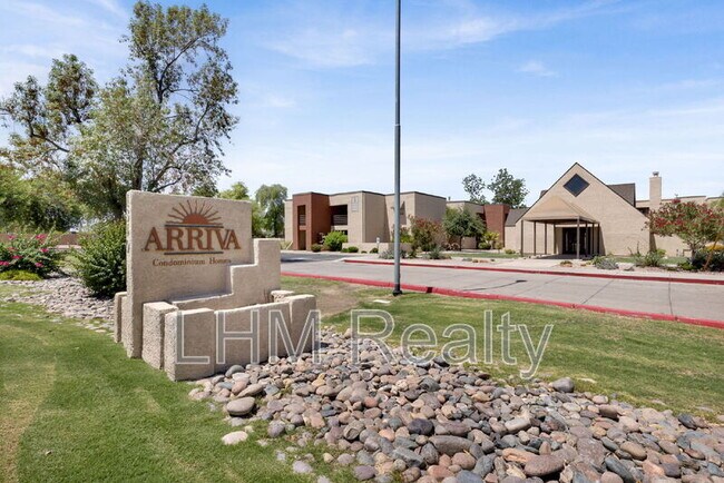 Primary Photo - 1340 N Recker Rd