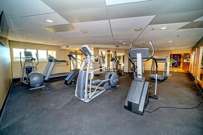 Building Photo - 3404 American Dr