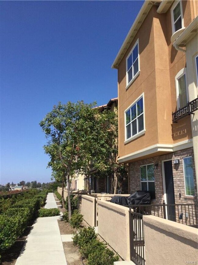 Building Photo - 115 Aliso Ridge Loop