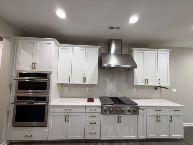 Building Photo - 128 Reids Cv Dr