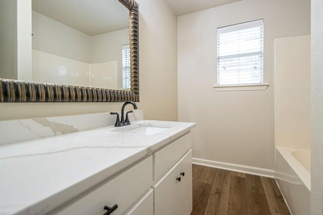 Building Photo - 23 Pamela Ln