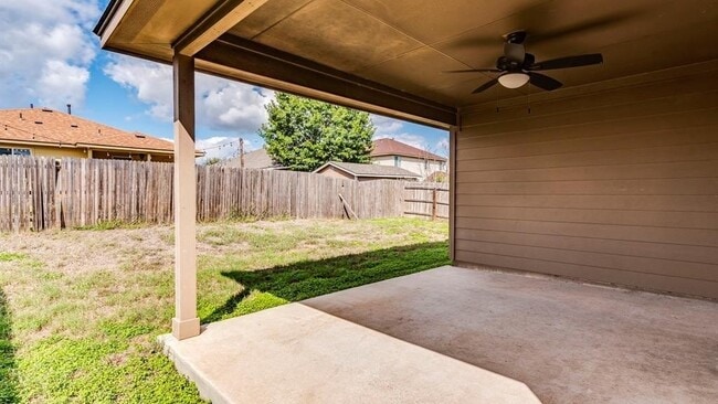 Building Photo - 141 Linden Ln