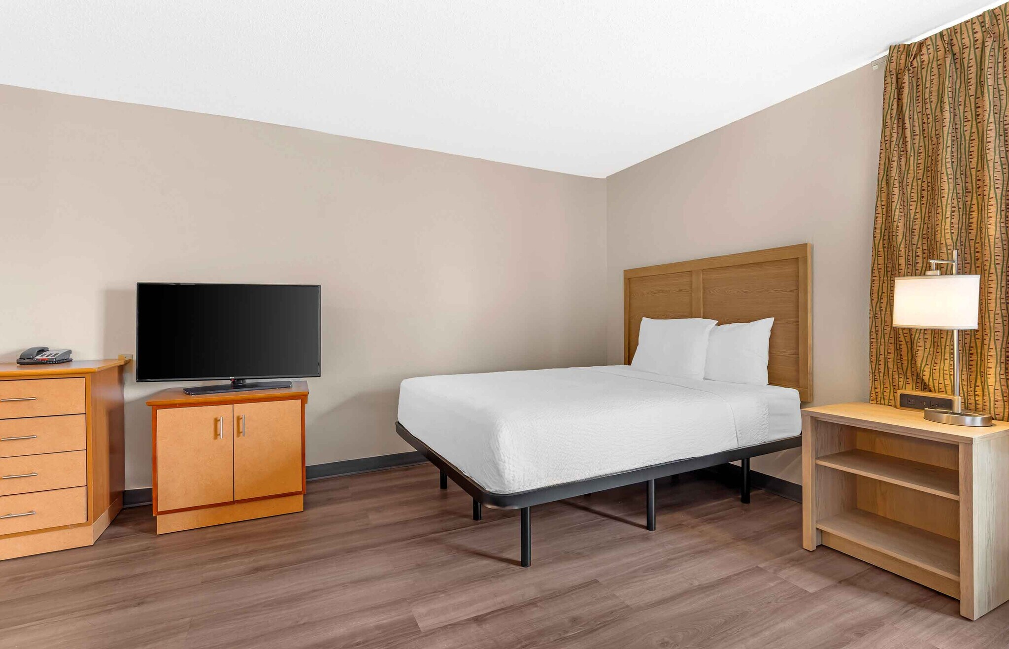 Building Photo - Furnished Studio-Fort Worth - Fossil Creek