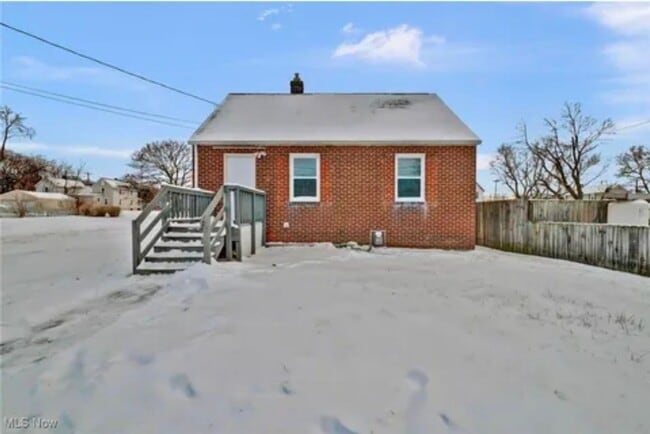 Building Photo - Charming 3BR House in Canton