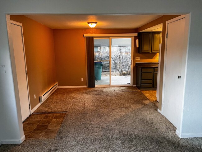 Building Photo - 2931 Virginia Dale Dr
