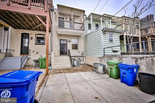 Building Photo - 263 S Ellwood Ave