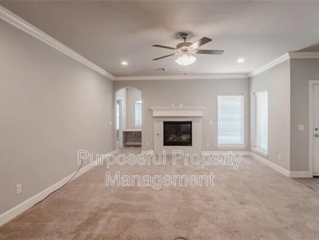 Building Photo - 12037 Ashford Dr
