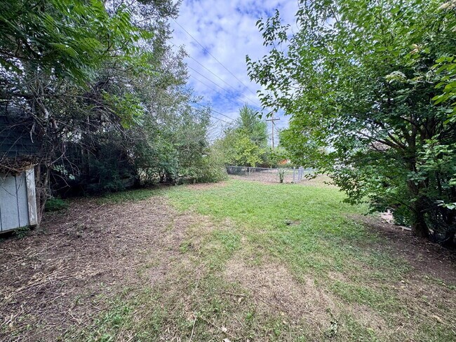 Building Photo - 3031 S Flamingo Way