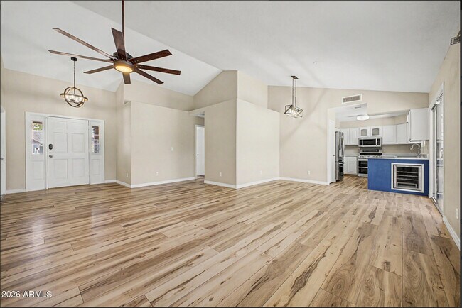 Building Photo - 20615 N 4th Ave