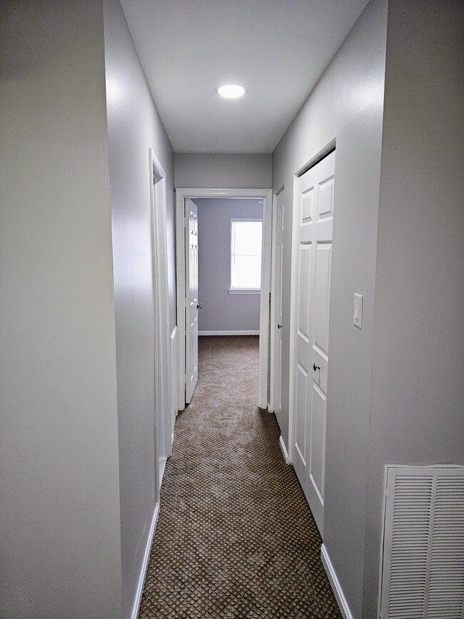 Building Photo - 412 N Armistead St