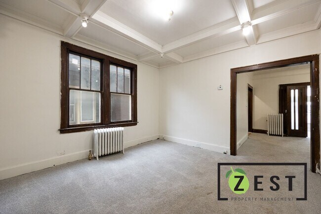Building Photo - 4016-18 Hogarth