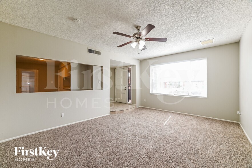 Building Photo - 4120 W Ironwood Dr