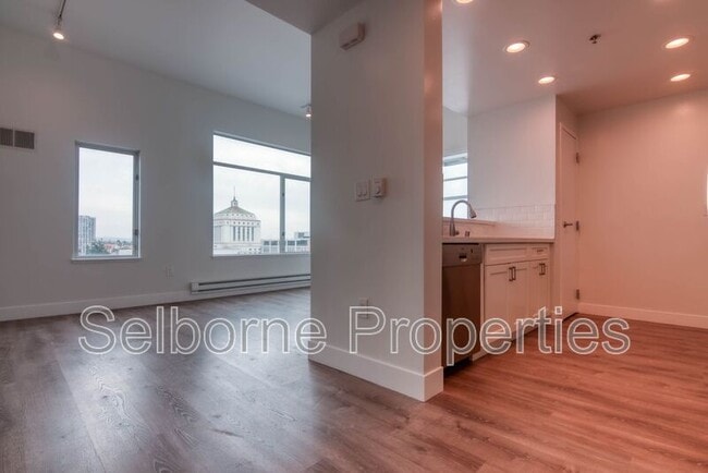 Building Photo - 1401 Jackson St