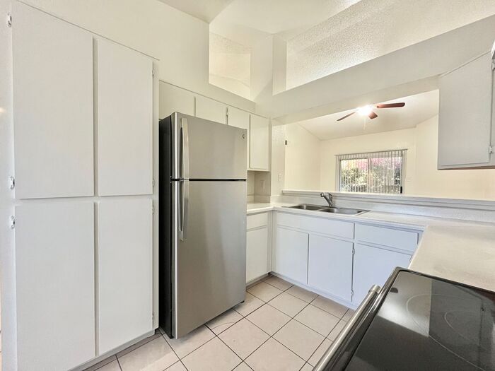 Building Photo - 16818 N 56th St