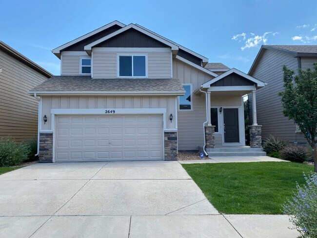 Primary Photo - 3 Bedroom in Sierra Springs