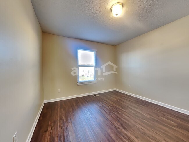 Building Photo - 6543 Vonnie Vale Ct