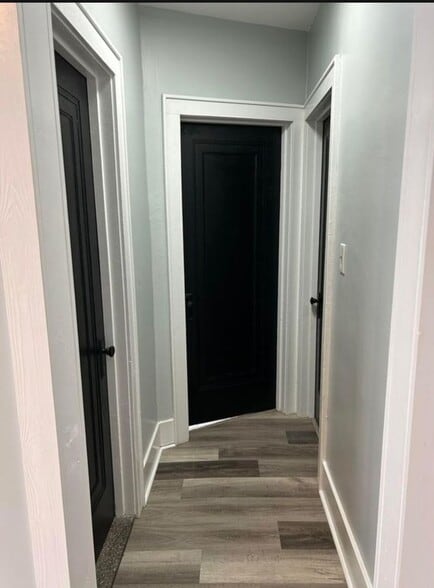 Building Photo - 1605 Kearsley Park Blvd