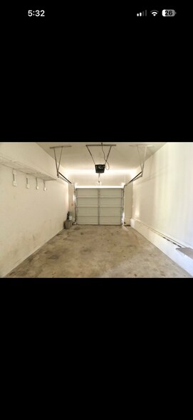 Building Photo - 219 Jim Thorpe Dr