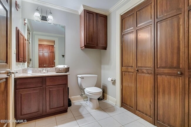 Building Photo - 500 Jefferson St