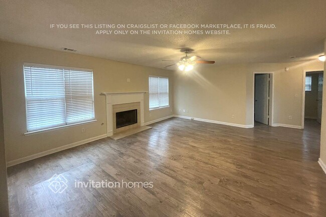 Building Photo - 471 Charles Towne Ave