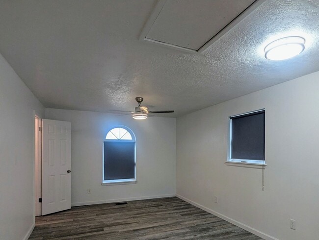Building Photo - Spacious Noble Home with Open-Concept Kitchen, Storm Shelter & Workshop Space!