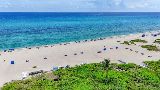 Building Photo - 2800 N Ocean Dr