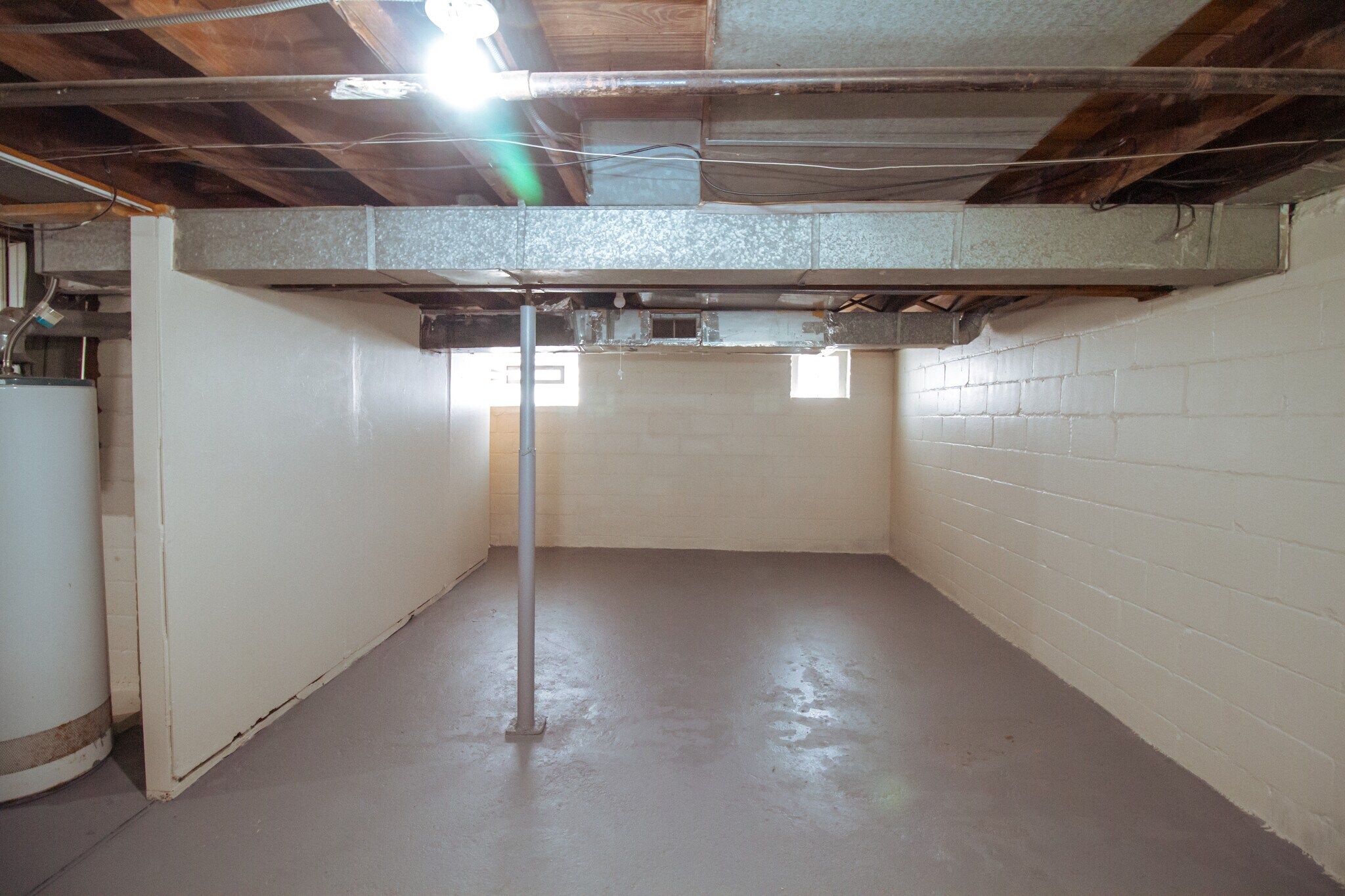 Building Photo - 4122 Fairview Dr