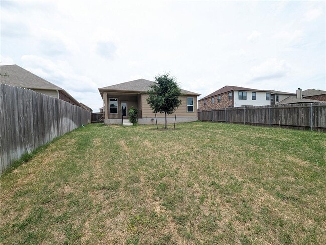 Building Photo - 2471 Sunrise Rd