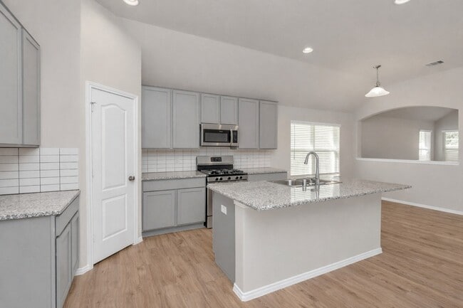 Building Photo - 3426 Hughes Mdw Wy