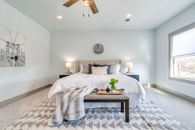 Building Photo - 1603 Porter Ave