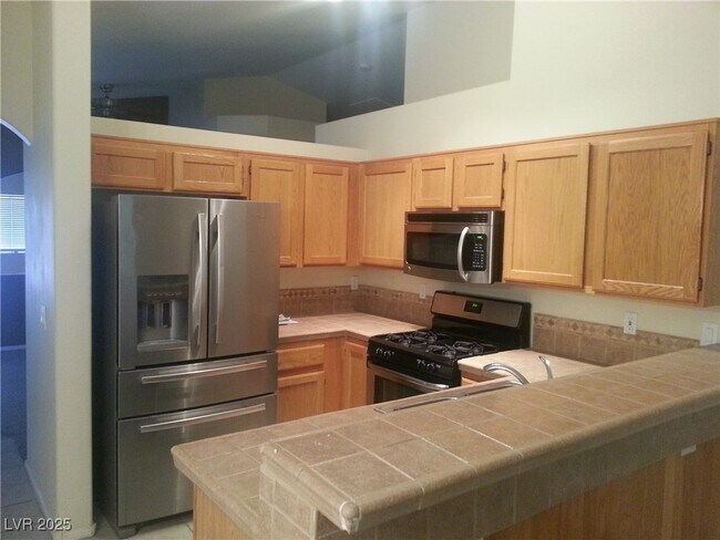 Building Photo - 6674 Jordan River Dr