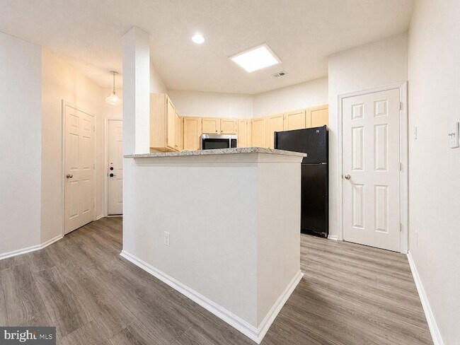 Building Photo - 14314 Climbing Rose Way