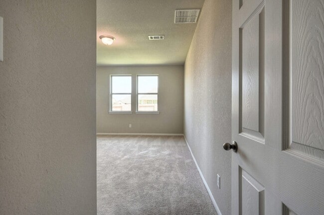 Building Photo - 2642 Blue Abbot Dr