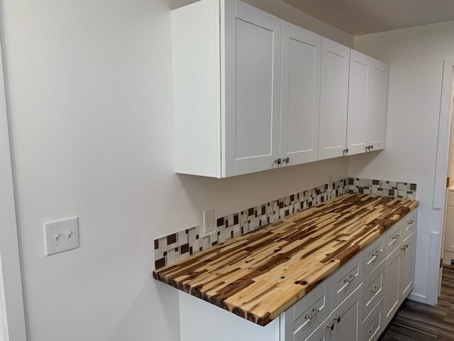 Building Photo - 104 1/2 NW 101st St