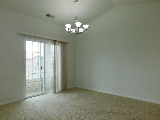 Building Photo - 2464 Thunder Mountain Drive