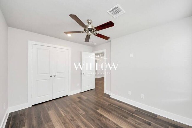 Building Photo - Incredible 3-Bedroom Home – 6 Weeks FREE R...