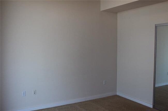 Building Photo - 360 Nueces St