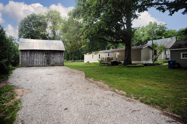 Building Photo - 196 W 1098 N