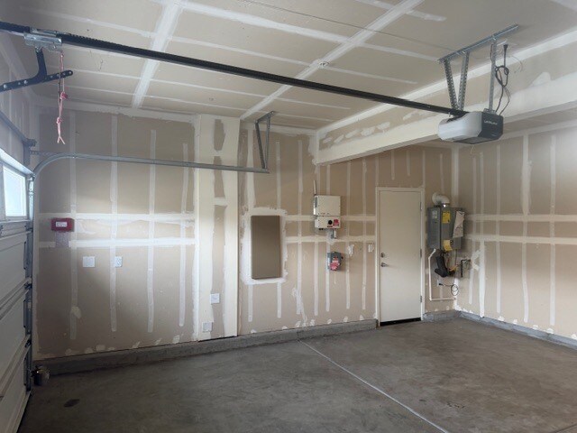 Building Photo - 6831 Oakum Wy