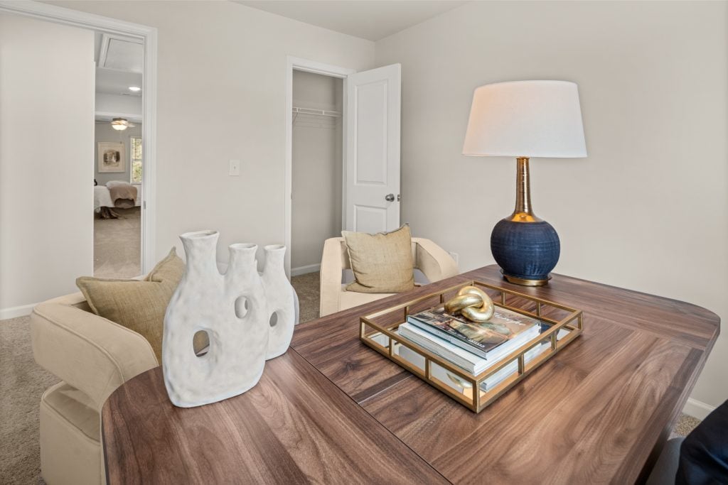 Building Photo - 4270 Notting Hill Dr SW