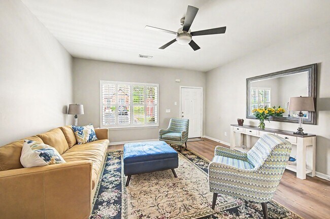 Building Photo - 3BR/2BA Home in Franklin