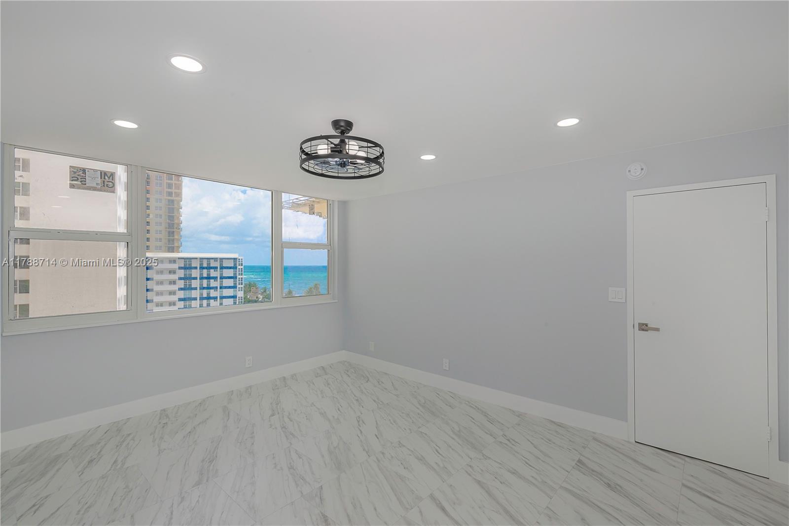 Building Photo - 3180 S Ocean Dr